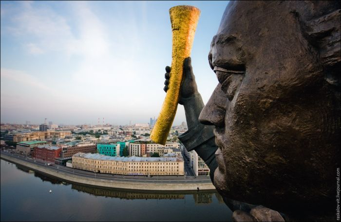 Москва с памятника Петру I (24 фото)
