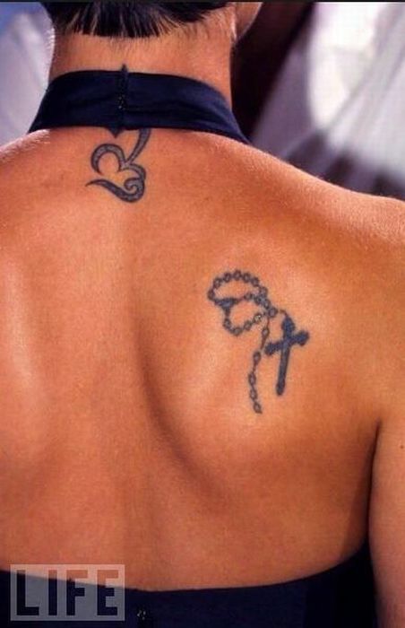 Татуировки голливудских звезд (16 фото)