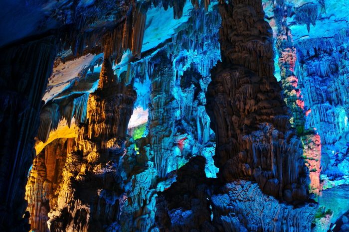 Пещера в Китае (28 фото)
