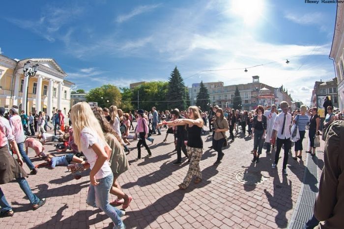 Парад зомби в Новгороде (150 фото)