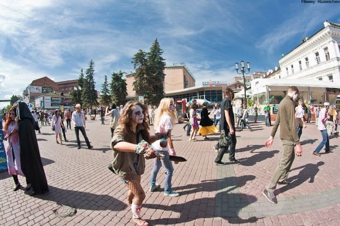Парад зомби в Новгороде (150 фото)