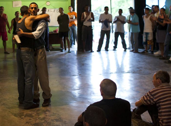Реабилитационный центр для наркоманов в Венесуэле (36 фото)