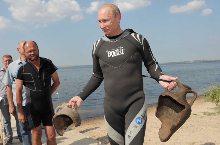 Владимир Путин глазами зарубежных журналистов (34 фото)