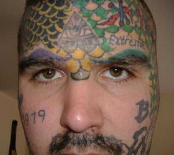 Татуированный парень (32 фото)