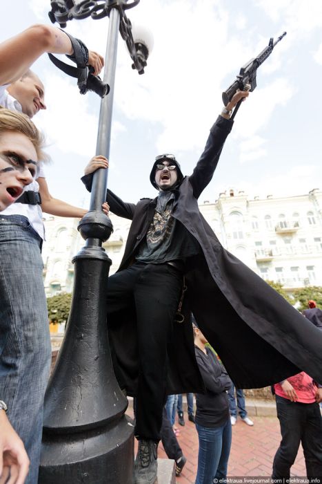 Парад в зомби в Киеве (37 фото)