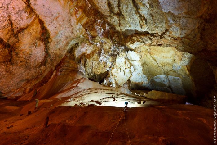 Удивительная мраморная пещера в Симферополе (36 фото)