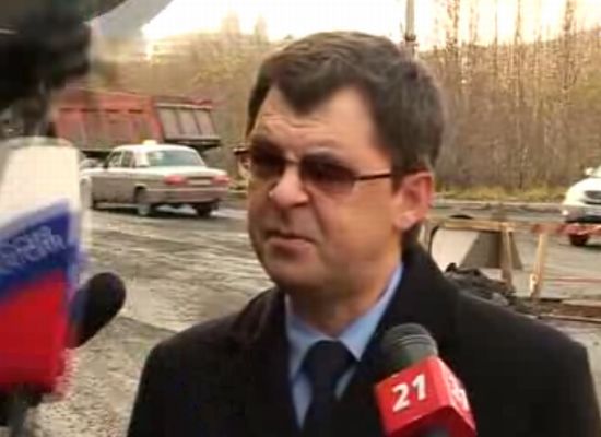 Нападение дорожного знака на прокурора Мурманска (видео)