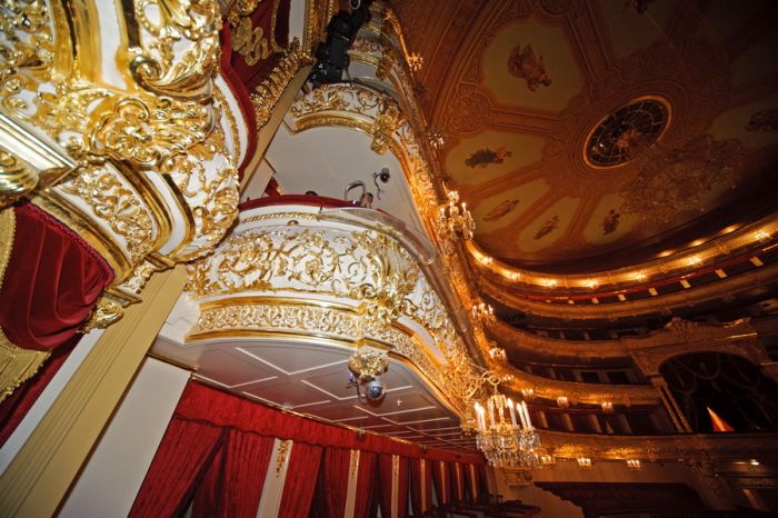 Большой Академический Театр готовится к открытию (49 фото)