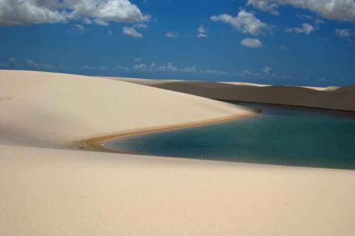 Живые пески парка Ленсойс Мараньенсес (42 фото)
