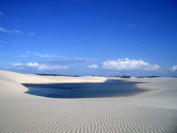 Живые пески парка Ленсойс Мараньенсес (42 фото)