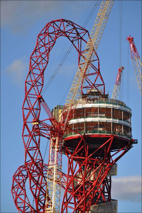 ArcelorMittal Orbit - странная скульптура в Лондоне (17 фото)