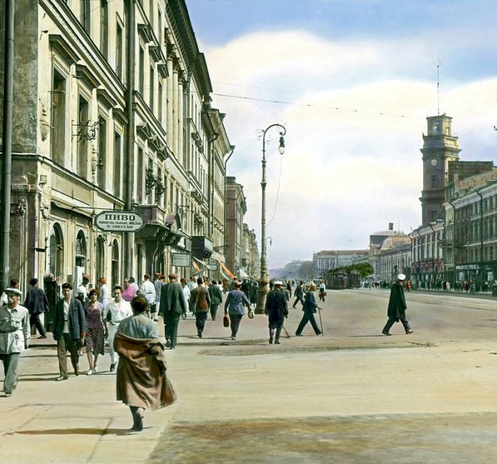 Раскрашенные фотографии Ленинграда до войны (70 фото)