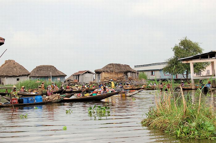 Ganvi&#233; - африканская деревня на воде (35 фото)