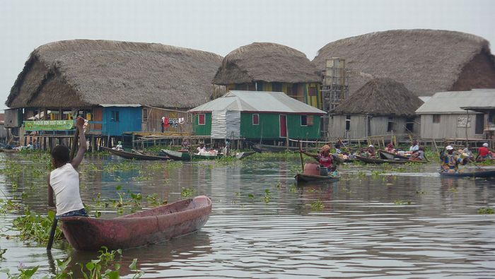 Ganvi&#233; - африканская деревня на воде (35 фото)