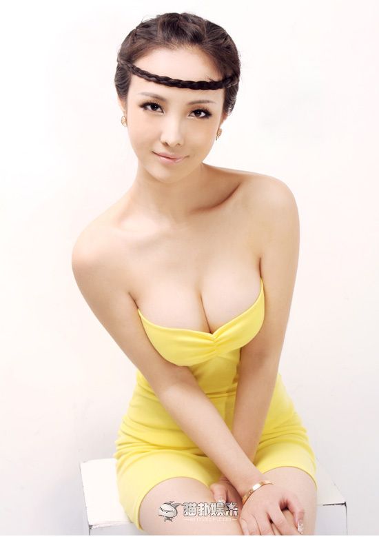 15 летняя китаянка с самой большой грудью в мире (23 фото) » Just one MIN