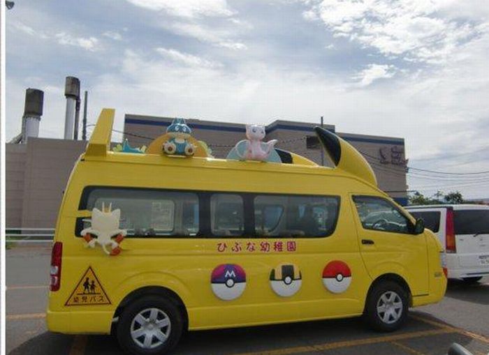 Школьные автобусы Японии (25 фото)