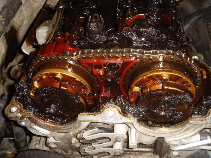 Автомобильные двигатели в ужасном состоянии (82 фото)