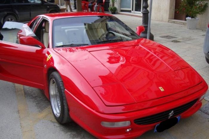 Обвинение в нарушении патентных прав Ferrari (7 фото)
