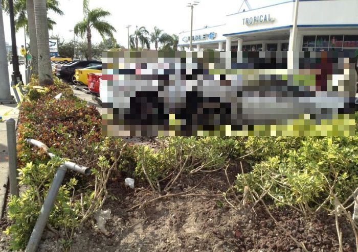 Авария в Майами (6 фото)