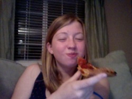Неудачная попытка съесть пиццу (6 фото)