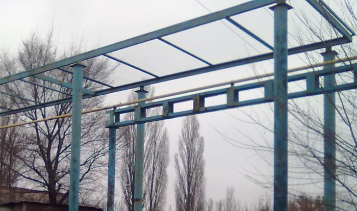 Защита газовой трубы (3 фото)