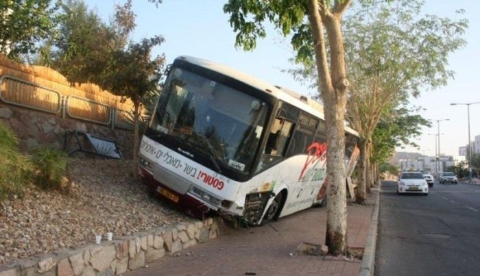 Авария в Израиле (5 фото)