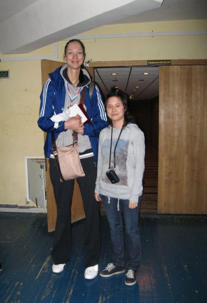 Самые высокие девушки мира. Часть 2 (50 фото)