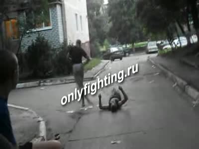 Неожиданный удар с разворота (1.4 мб)