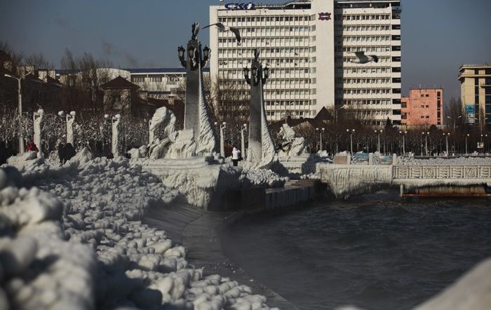 Ледяной шторм в Новороссийске и Ялте (73 фото)