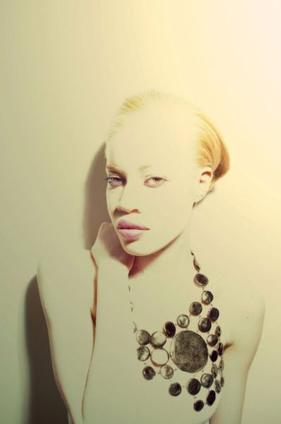 Модель-альбинос (7 фото)