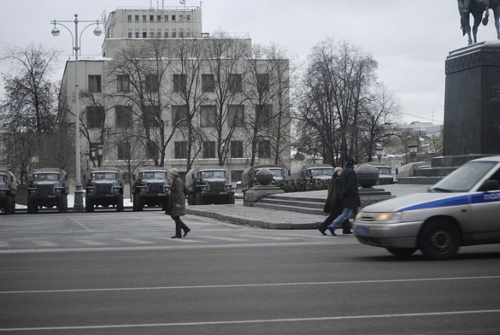 Войска МВД РФ на улицах Москвы (21 фото + видео)