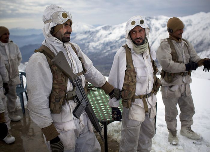 Служба на пакистано-афганской границе (23 фото)