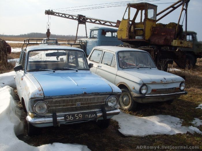 Кладбище автомобилей в Ленинградской области (17 фото)