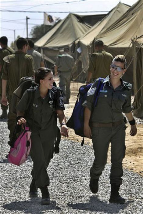 Девушки из армии Израиля (70 фото)