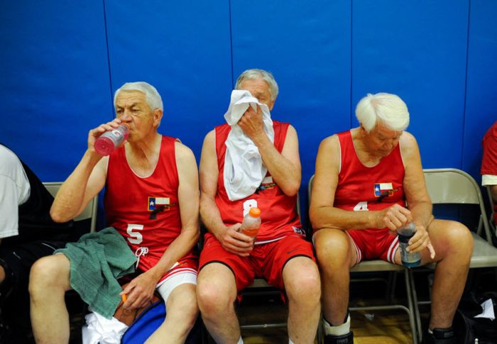 Спорт для пожилых людей (21 фото)