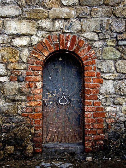 Двери, ведущие в Нарнию (20 фото)