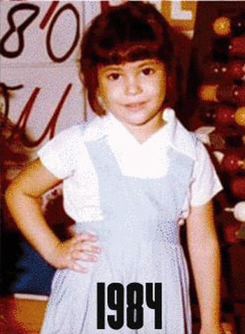 Как менялась Шакира с раннего детства и до наших дней (27 фото)