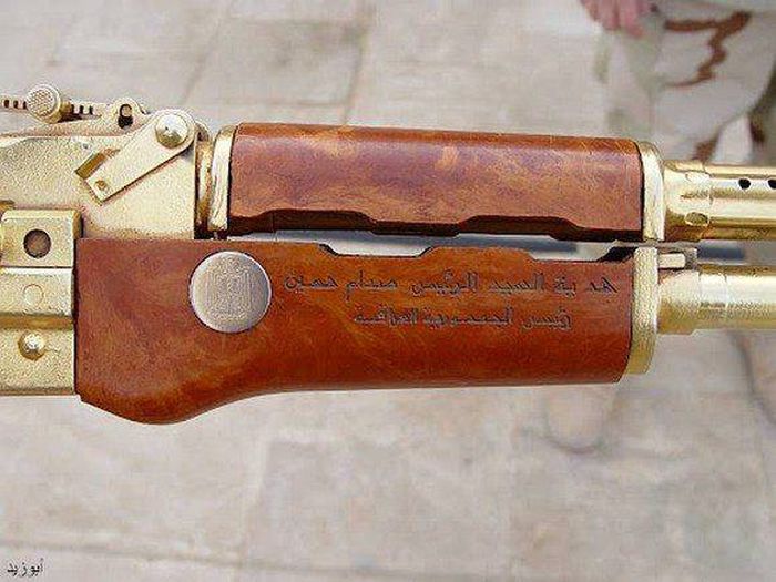 Оружие из золота и серебра из коллекции Саддама Хусейна (19 фото)