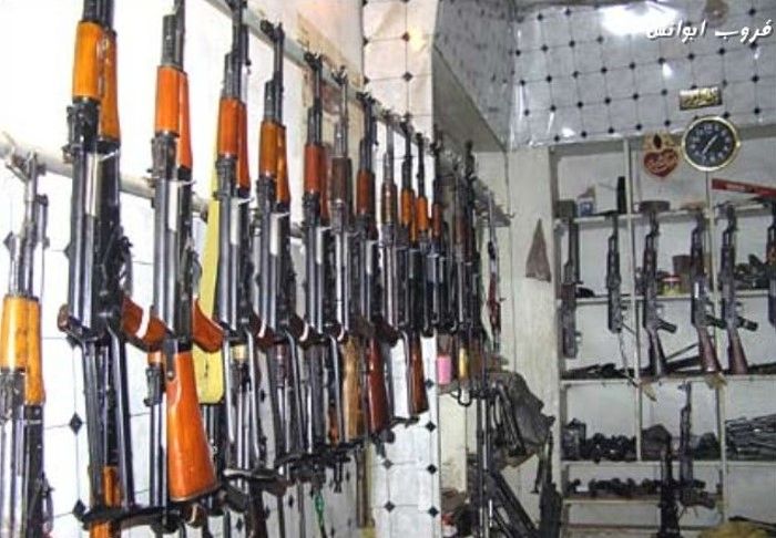 Оружейная фабрика в Пакистане (22 фото)