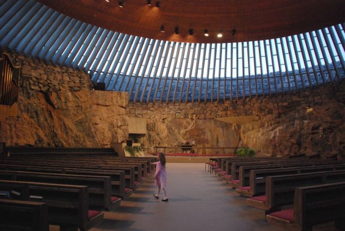 Удивительная церковь в Финляндии (12 фото)