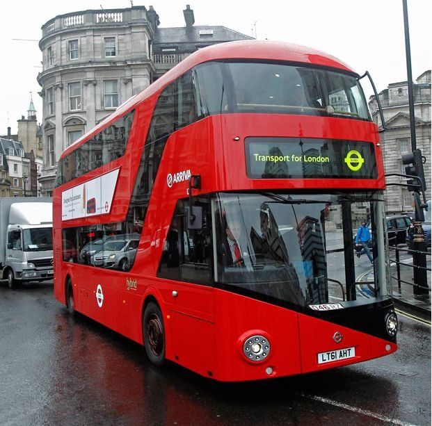 Креатив из лондонского автобуса (11 фото)