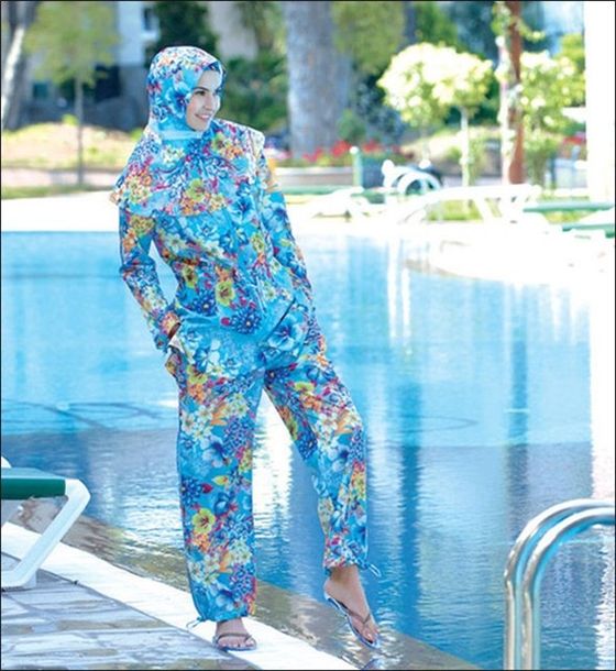 Креативный купальный костюм для мусульманок (5 фото)