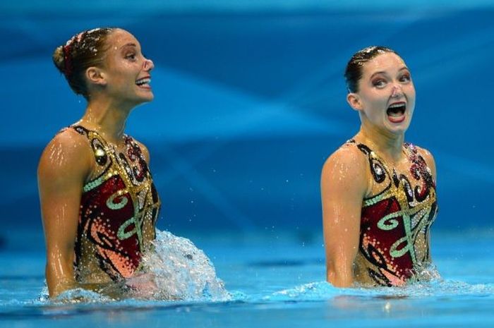 Забавные выражения лиц синхронного плавания (43 фото)