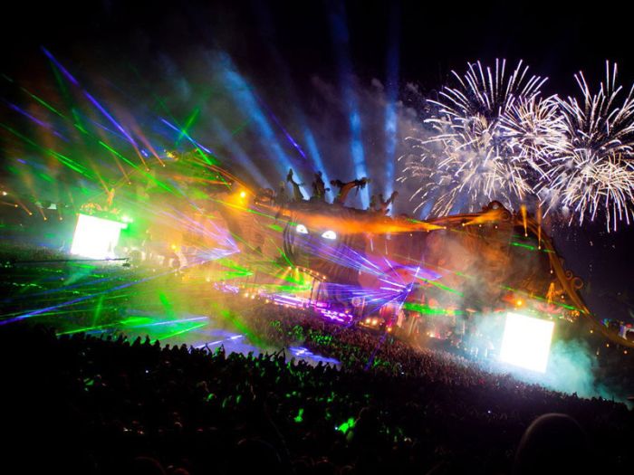 Музыкальный фестиваль Tomorrowland (21 фото)