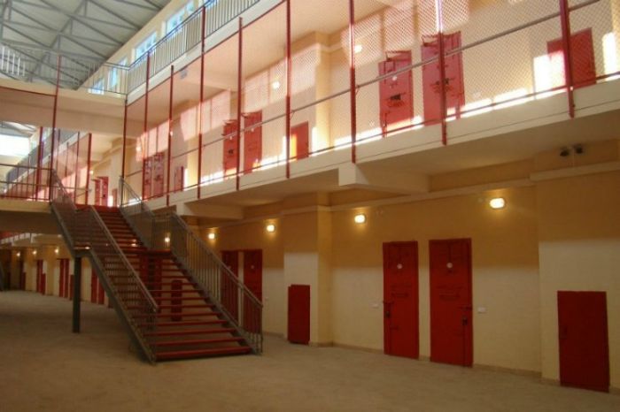 Женская тюрьма в Грузии (14 фото)