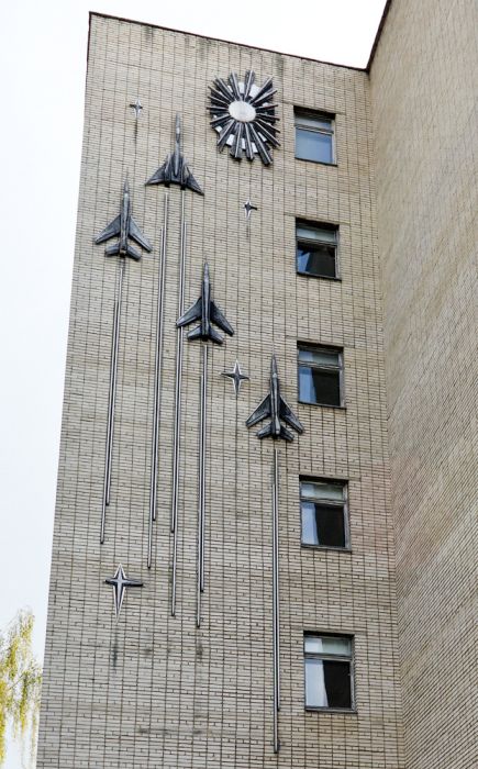 Руины лётной Академии имени Ю.А. Гагарина (54 фото)