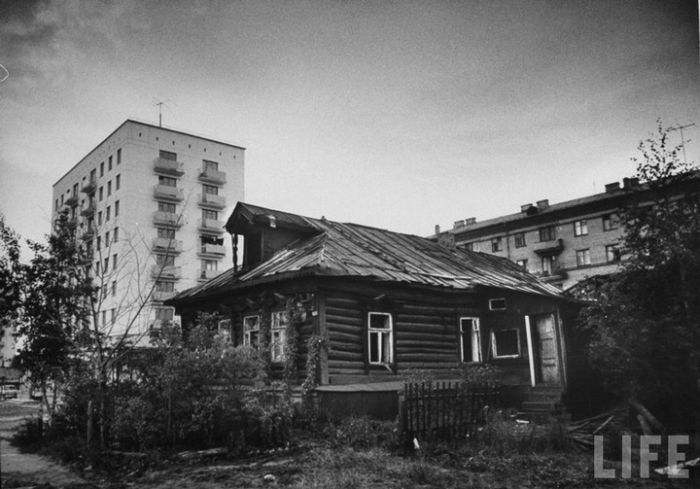 Американский взгляд на застройку Москвы "хрущевками" (23 фото)