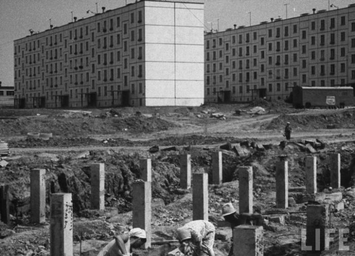 Американский взгляд на застройку Москвы "хрущевками" (23 фото)