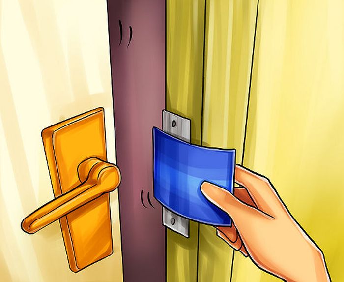 А вы знали? 7 способов запереть дверь без замка