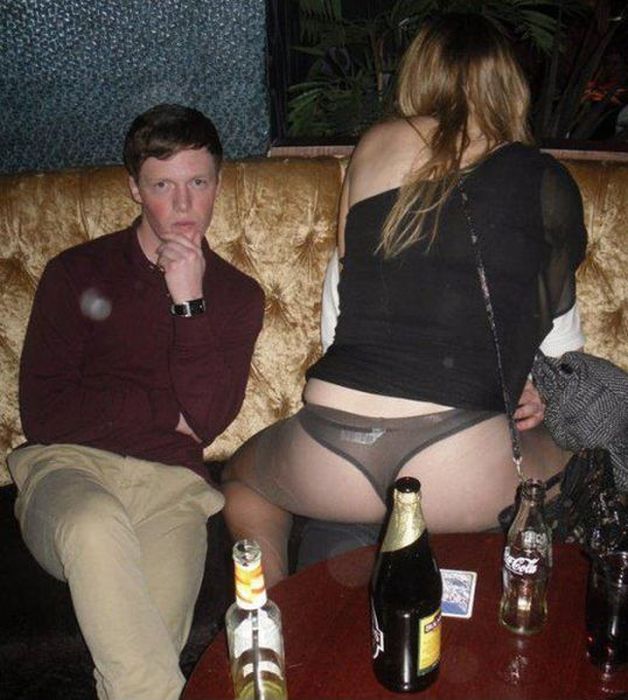 Пьяные бабы раздевают в клубе до гола (66 фото) - порно и фото голых на lavandasport.ru